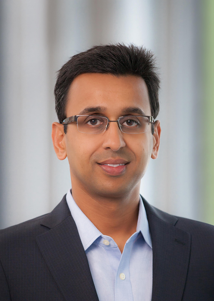 Akash Palkhiwala - Qualcomm Incorporated执行副总裁兼首席财务官.jpg