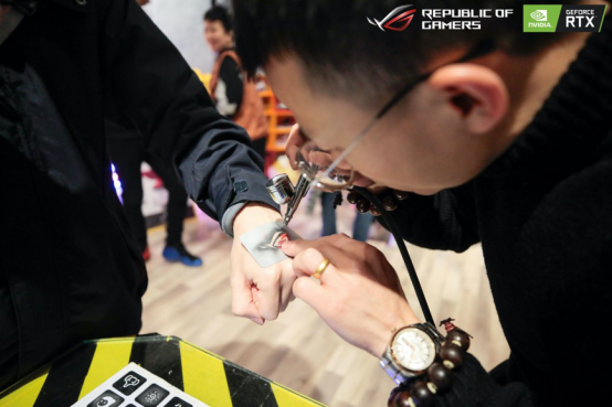 【活动通稿】以度制躁!华硕主板惊艳ROG DAY粉丝嘉年华3115.png