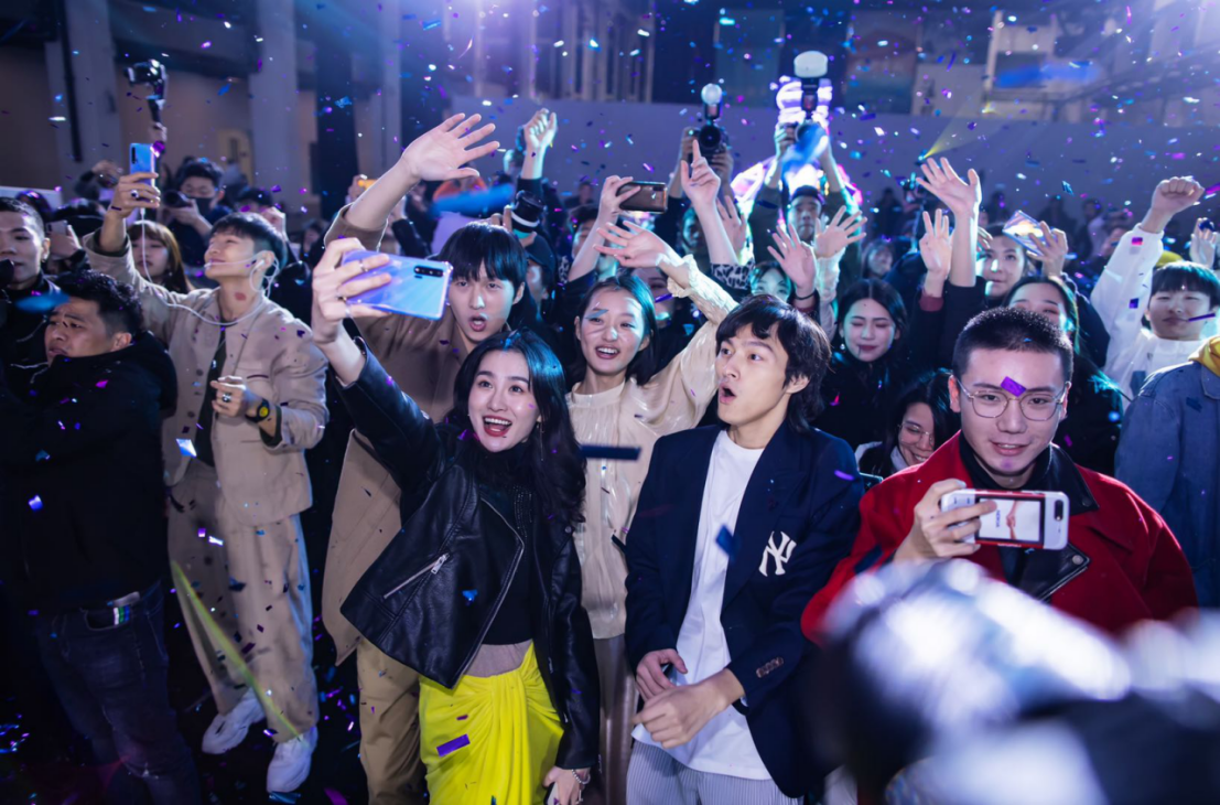 【未发布-跨年通稿】2020 Together跨时空派对精彩开演 华为nova6记录自拍大不一样的新年1432.png
