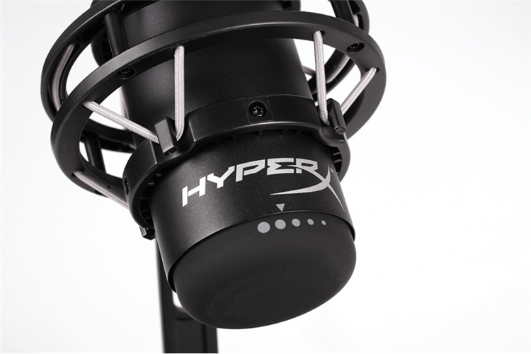 20201218——RGB点亮桌面 HyperX声浪加强版麦克风开箱1381.png