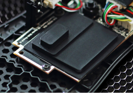 20220509——超快响应急速出击 HyperX旋火无线游戏鼠标1263.png