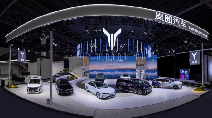 【配图-新闻稿】新岚图FREE引爆成都车展 岚图引领中式豪华风潮202.png