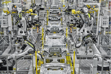 【新聞稿】繁花已至 與駕馭者前行 路特斯EMEYA繁花正式開啟交付1699.png