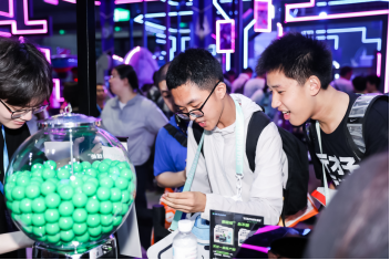 Razer 携新品亮相 ,一起玩转Bilibili World 2024(1)1044.png