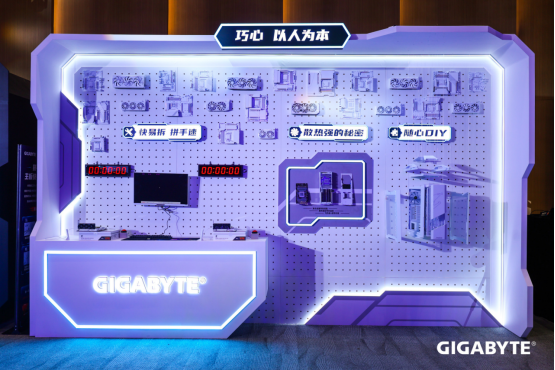 0917-新闻-技嘉2025发布会:“从心出发 我们的主张”,迈向AI新纪元V22097.png