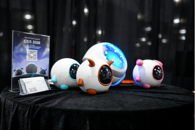 【新闻稿】FrontierX 在 CES 2026 发布“感知智能”新品类,迈向 AI 原生家庭机器人414.png