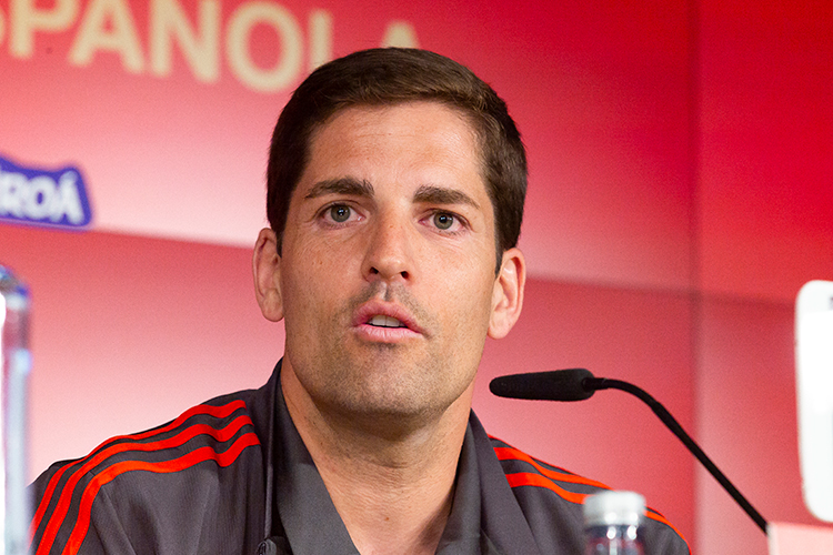 assistant-coach-spain-robert-moreno-1053793246.jpg