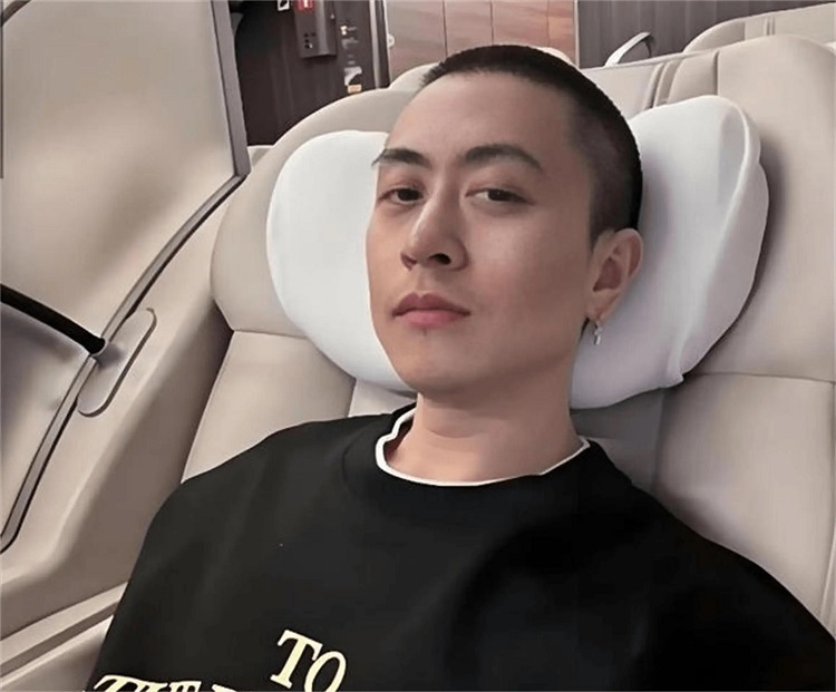 f824c94a2b454e5eb92a5b9e5a843629 (1).jpg