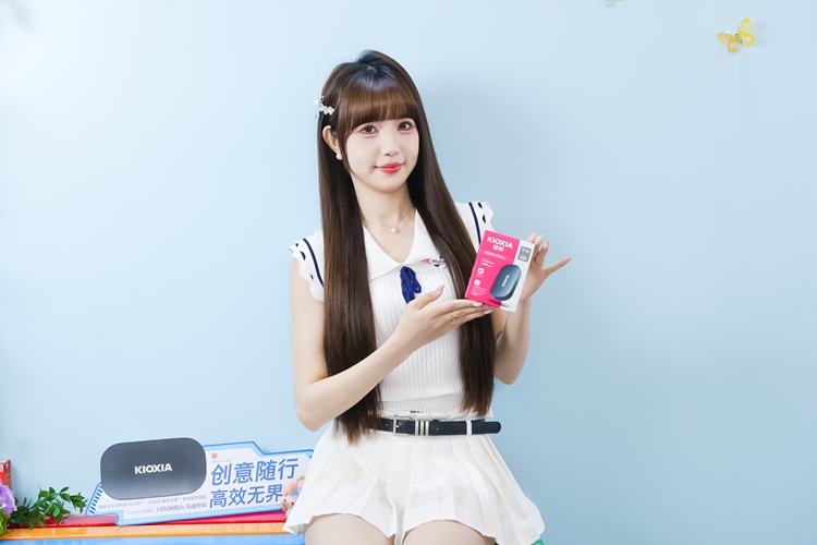 FANG6378__12592336.jpg