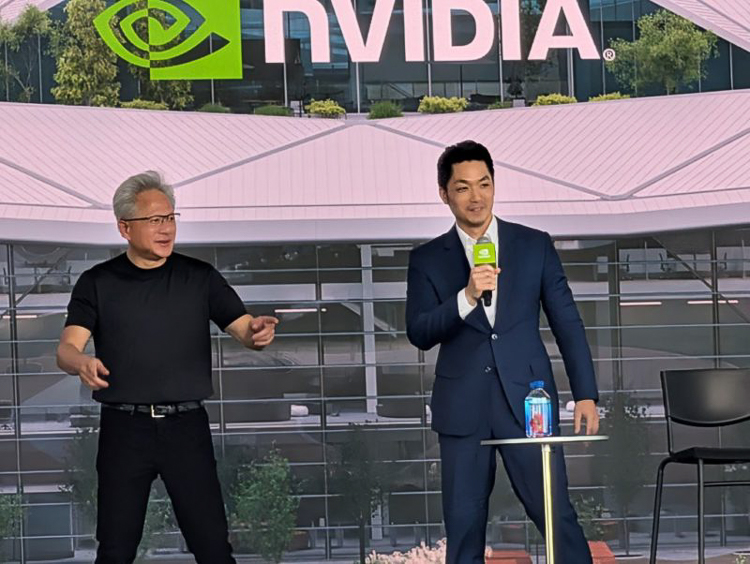 NVIDIA-Jenson-Huang-5-800x602.jpg