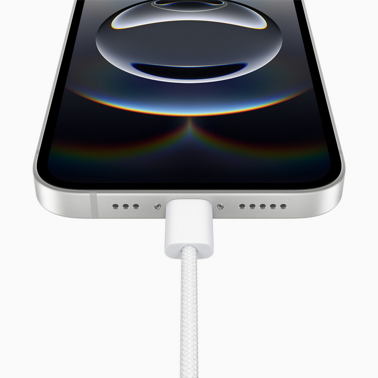 Apple-iPhone-16e-USB-C-250219_inline.jpg.large_2x.jpg