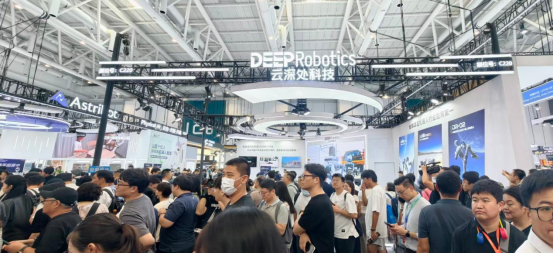 【新闻通稿】实践是检验机器人的唯一标准!云深处六大行业产品首次完整亮相2026WRC_(1)319.png