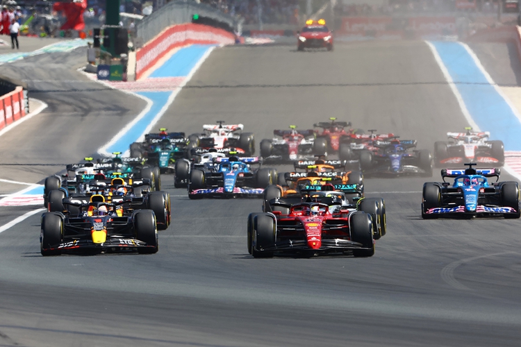 F1-Start-3-2.jpg
