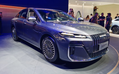 全系标配160km纯电续航!荣威M7 DMH预售价格9.78万起