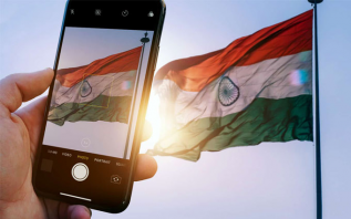 咖喱味更浓了，苹果与印度企业商讨生产iPhone摄像头部件