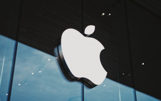 苹果公布第二季度财报：iPhone在华销量暴跌19%，高端份额被华为抢走