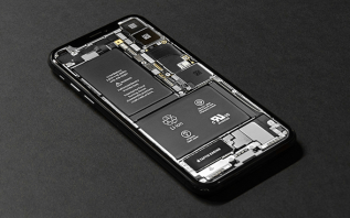 史诗级升级？！爆料称iPhone 17 Pro Max电量将达到5000mAh