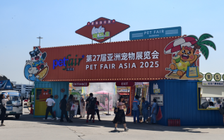 逛完2025亚洲宠物展，我发现养猫养狗已经进入“智能时代”