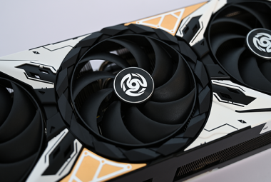 这才是真·非公旗舰！索泰RTX 5080天启OC显卡评测