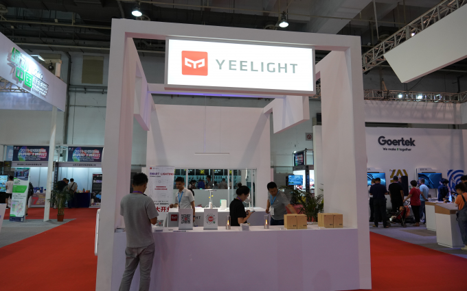 2019SINOCES丨灯光照明也大有讲究  Yeelight展示多款智能照明产品