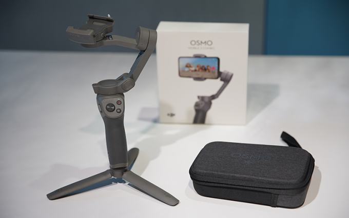 便携实用且极具性价比 大疆推出灵眸Osmo Mobile 3手机稳定器