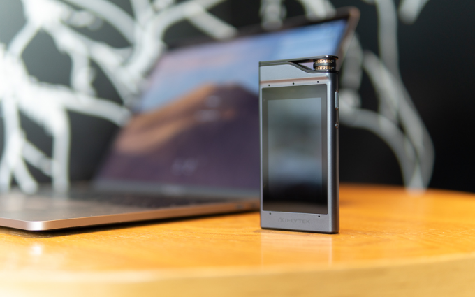 AI转写音落成书 讯飞智能录音笔 SR301青春版评测