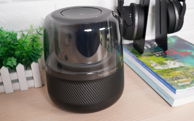 豪华时尚的哈曼卡顿音乐琥珀音箱与微信AI相结合会擦出什么火花?