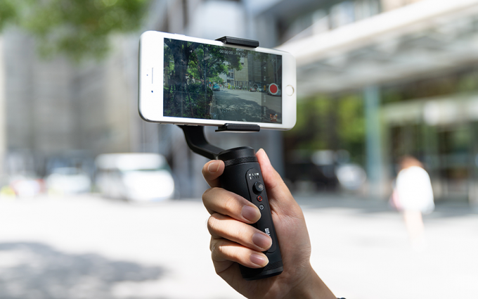 不折叠的云台能有多小巧? 智云SMOOTH Q2手机稳定器首发评测