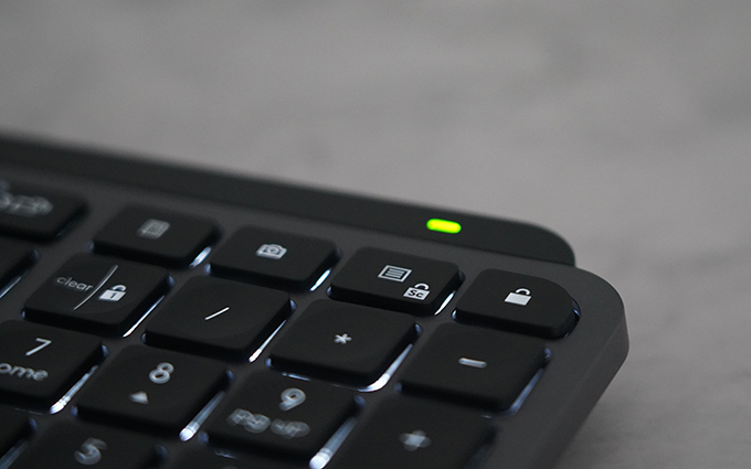 罗技MX KEYS无线键盘：摆脱线材的困扰 安安静静的办公