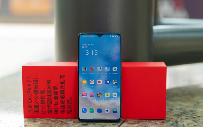 通过90Hz流体屏我们能了解什么 一加7T手机评测