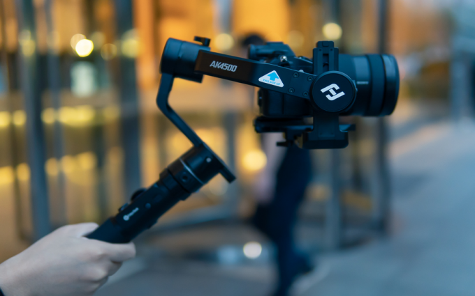 飞宇AK4500相机稳定器测评:全能 全方位高能