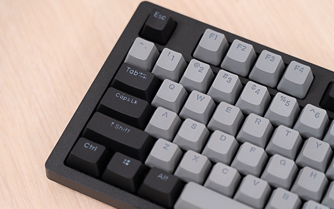 达尔优A840 ESPORTS机械键盘图赏：不但能用还能玩