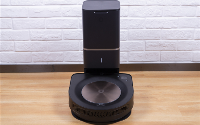 iRobot 黑金款Roomba s9+ 测评：扫地机卖到上万元，是否物有所值？
