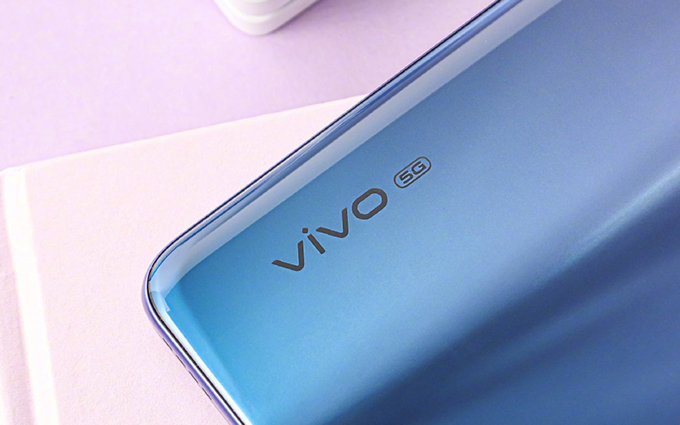 vivo 5G手机日产能将突破10万台 年底5G手机降至1500元