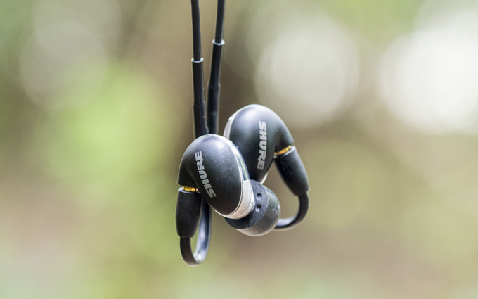 舒尔AONIC系列入耳式耳机评测：可换线设计 有线瞬间变蓝牙
