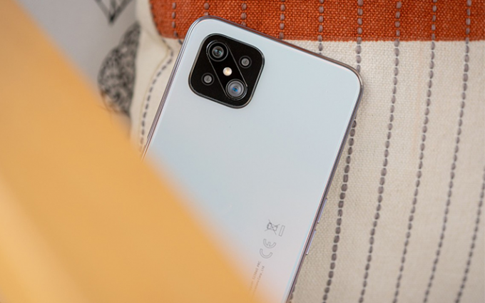 OPPO Reno4 Z 5G真机曝光：搭载天玑800处理器 后置四摄