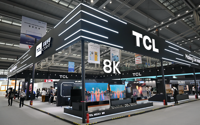 CITE2021 |  TCL带来多款重磅科技新品，双内折柔性屏与云卷屏惊艳亮相