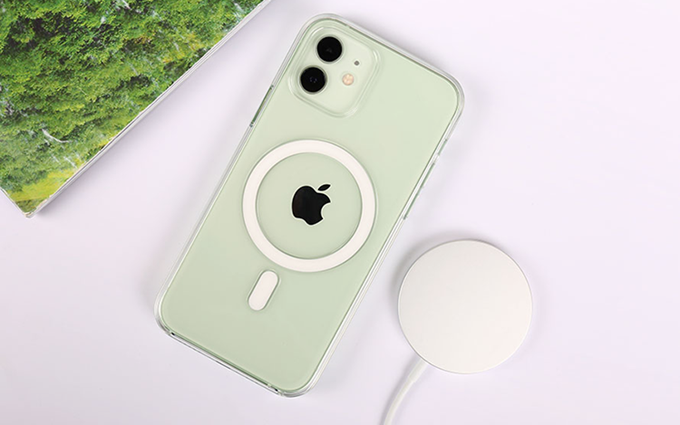 iPhone 13将加入无线反向充电，好事一件，为何遭到网友一顿谩骂？