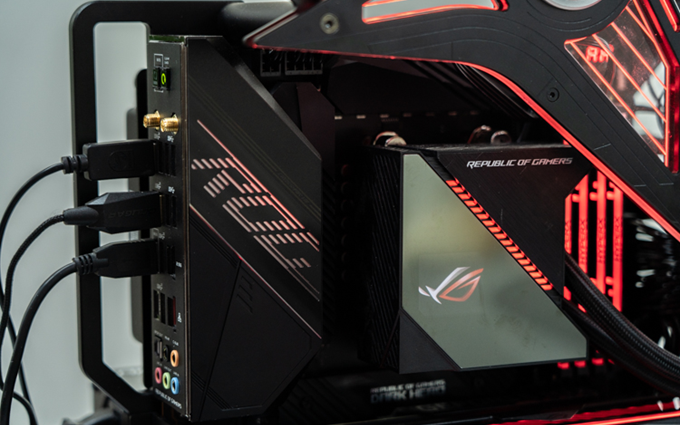 为AMD Zen 3处理器而生：ROG Crosshair VIII Dark Hero主板提供稳定保证