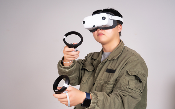 奇遇3 VR一体机评测：全家都能玩起来的娱乐和追剧神器