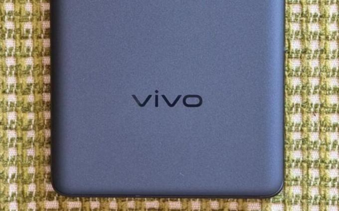 vivo新款中低端手机完成入网申请 支持44W充电内置5880mAh大电池