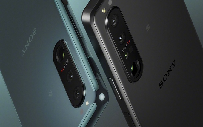 索尼Xperia 1III、Xperia 5III开始推送安卓12系统，新增长截屏与通话录音