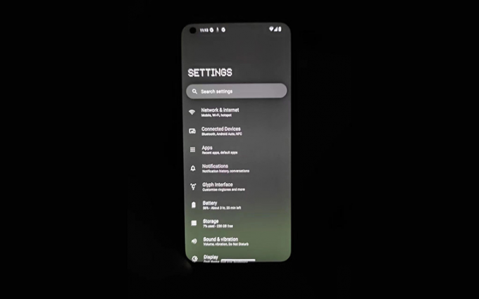 Nothing Phone 1出现绿屏问题 手机屏幕由维信诺供货