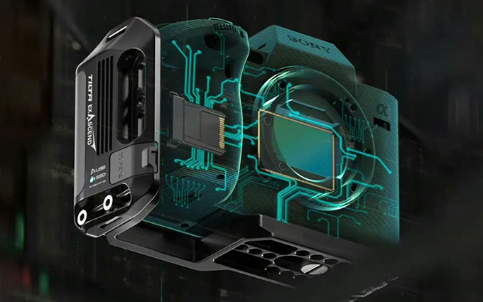 铁头、至誉推出另类CFexpress Type-A扩容方案 SSD硬盘手柄