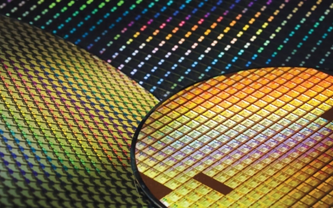 三星宣布投产GDDR7显存：带宽速度大幅提升