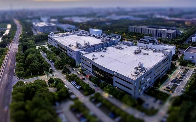 西部数据上海工厂荣获“可持续发展灯塔工厂”称号：助力工业4.0发展