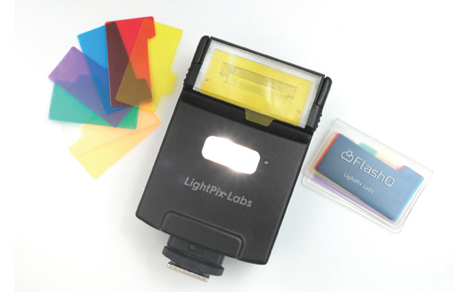 LightPix Labs推出新闪光灯FlashQ M20 索尼、富士相机可无线TTL