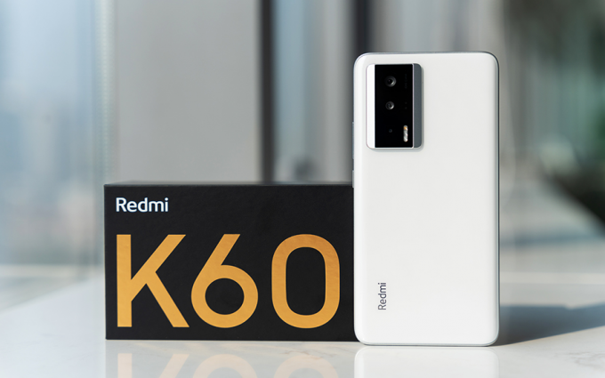 Redmi K60评测：屏幕续航性能三管齐下的新一代水桶机