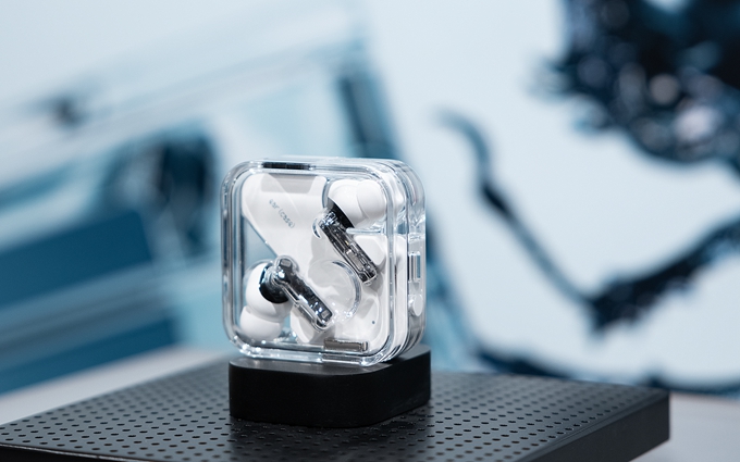 网红透明耳机新品，Nothing Ear（2）无线耳机国内上市，售价999元