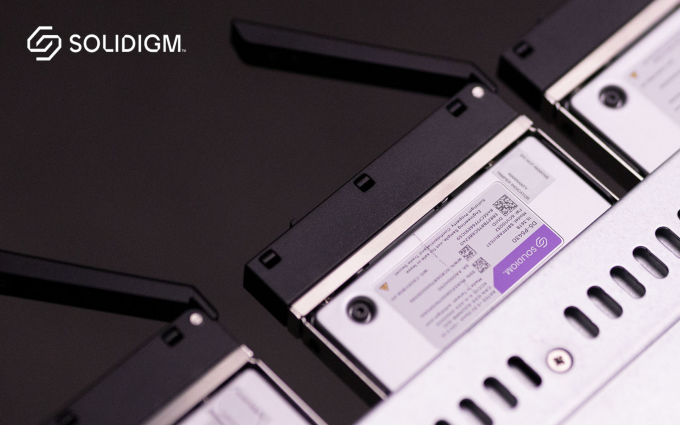 Solidigm推出D5-P5430全新数据中心SSD 提供超凡密度 出色性能及卓越价值